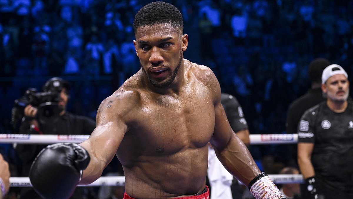 Assistant referee Bhupinder Singh Gill makes history in Southampton vs