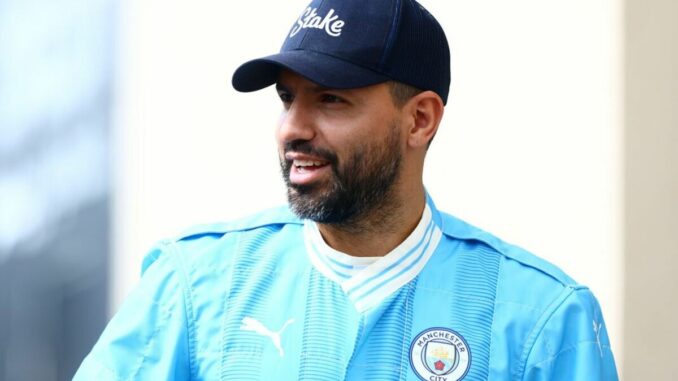 Sergio-Aguero-catches-the-eye-with-Man-City-themed-F1-outfit-at-Abu-Dhabi-GP.jpg